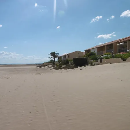 **gruissan : Climatisee, 6 Pers, Piscine, Acces Direct Plage, Parking, Commerces Proches** - Fr-1-796-53 Gruissan