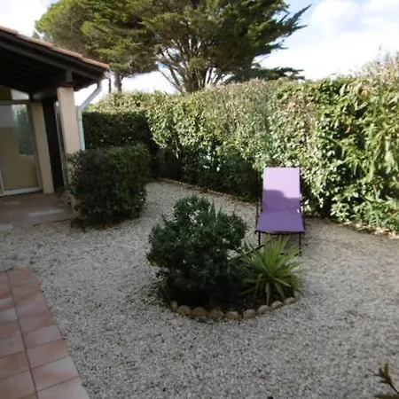 **gruissan : Climatisee, 6 Pers, Piscine, Acces Direct Plage, Parking, Commerces Proches** - Fr-1-796-53